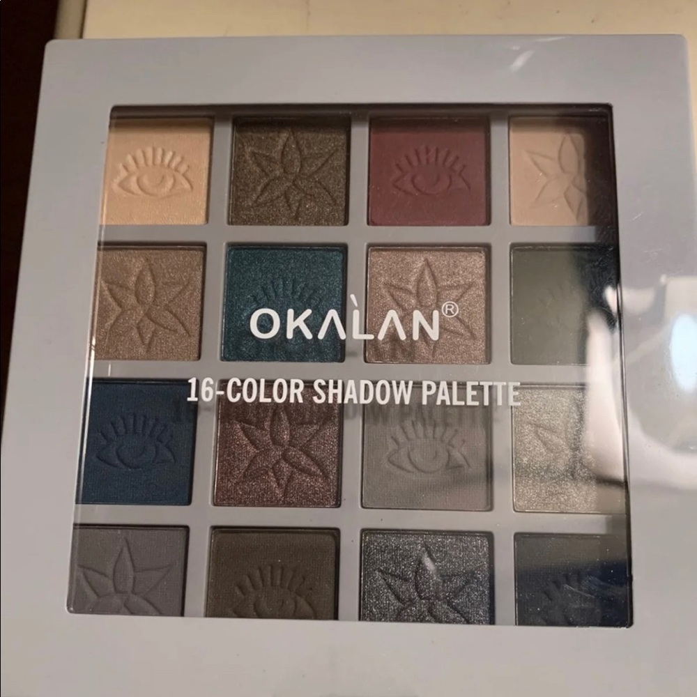 okalan 16-color shadow palette